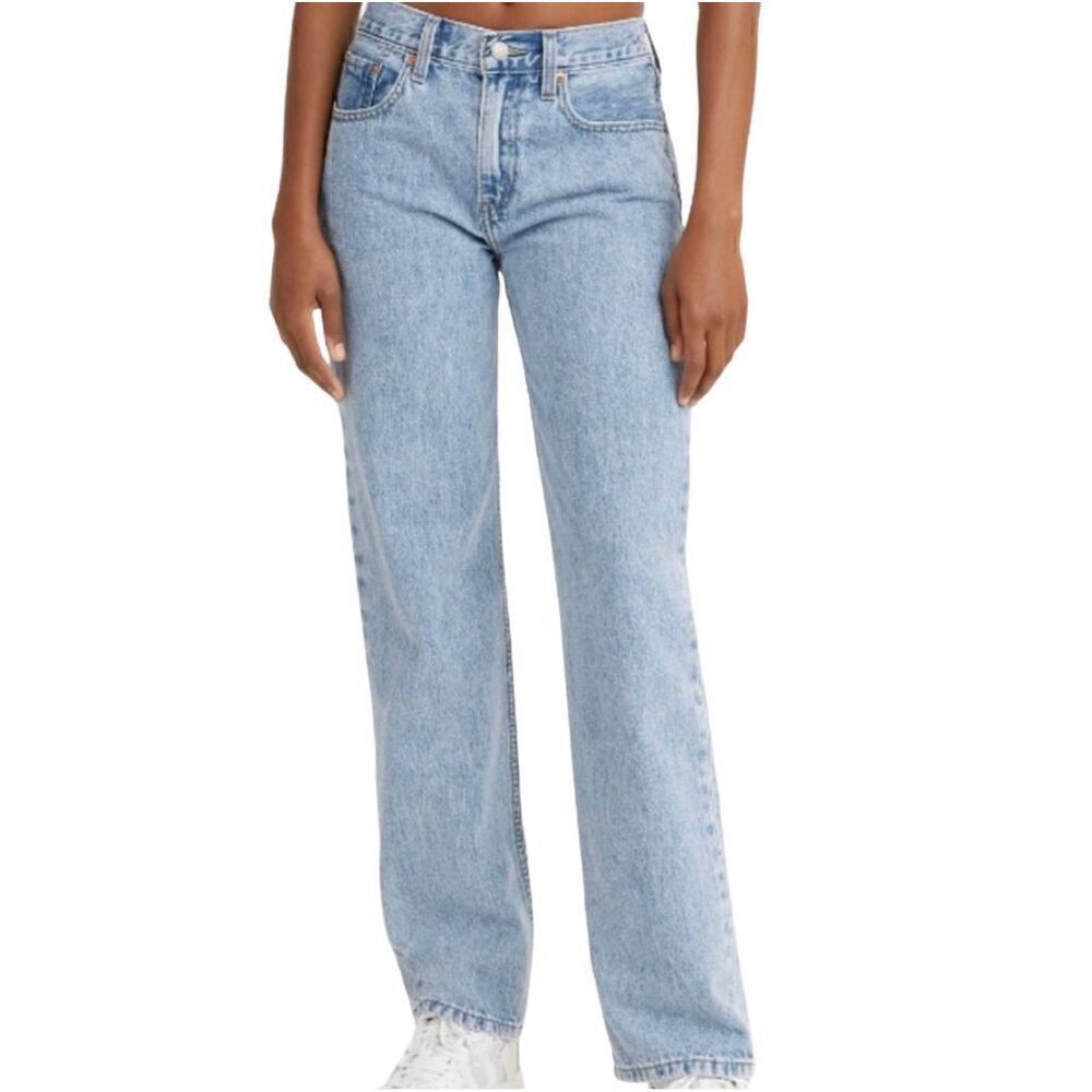 Levi’s light wash low pro straight jeans size 32